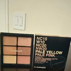 MAC Cosmetics Conceal & Correct Palette in Pale Yellow and Pale Pink
